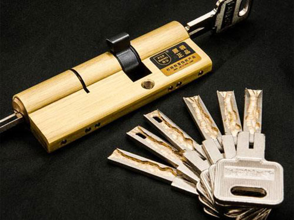 乌审24小时上门开锁公司